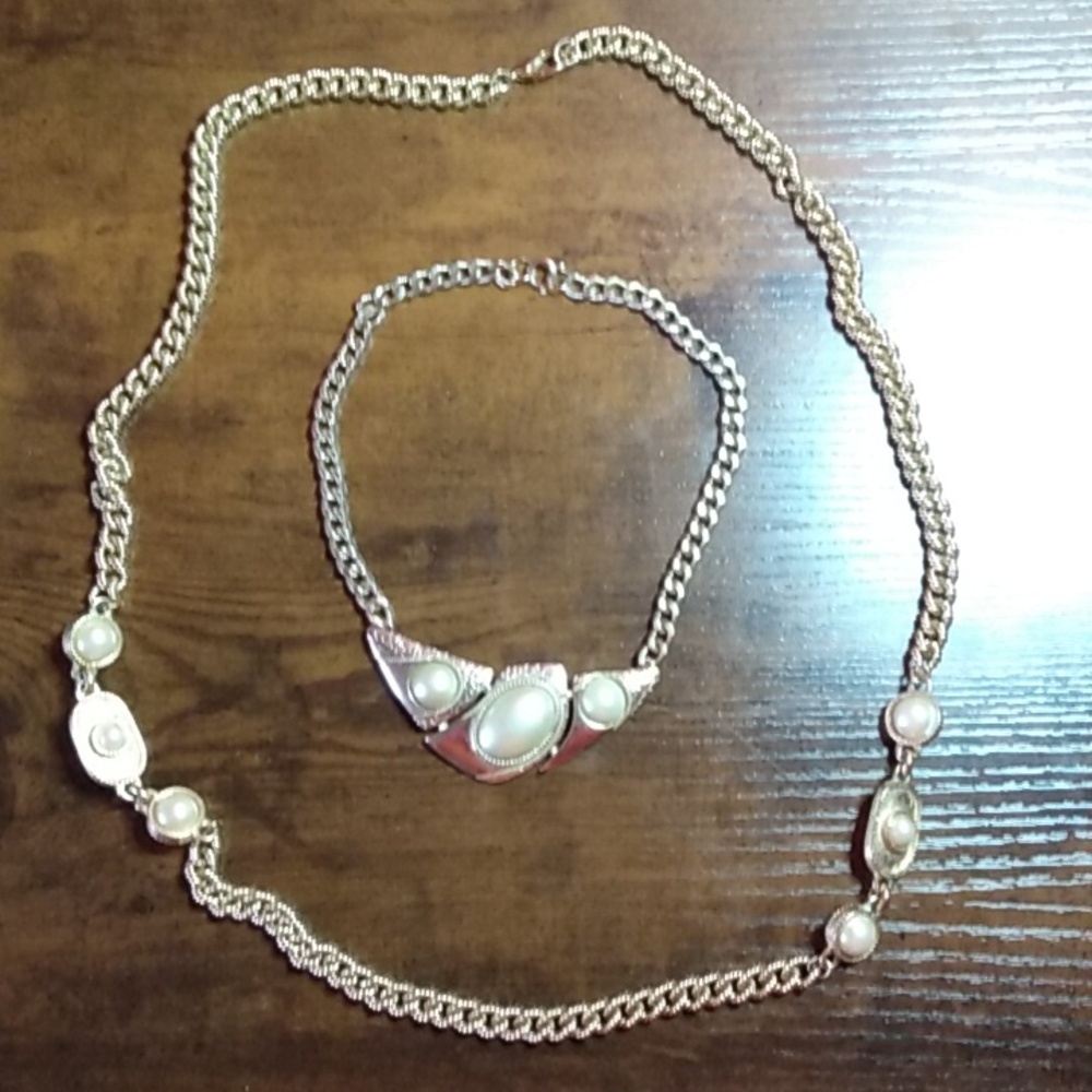 6/$20 Vintage Unbranded Necklaces